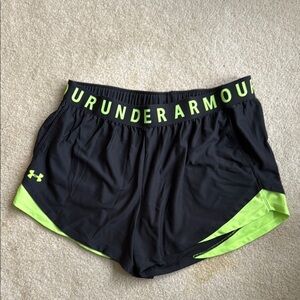 Under Armour Women's Black and Green Shorts
